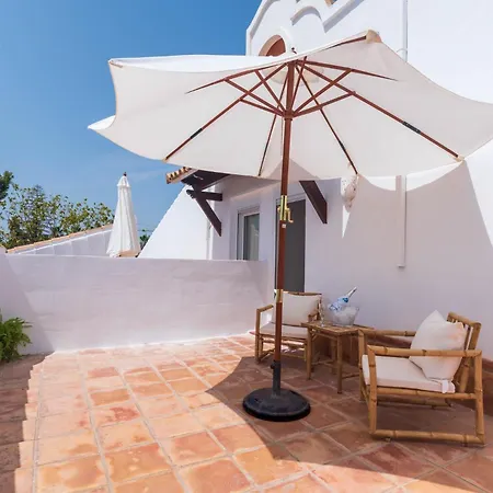 Сasa de vacaciones 18 Suits Chalet Puerto Banus Marbella
